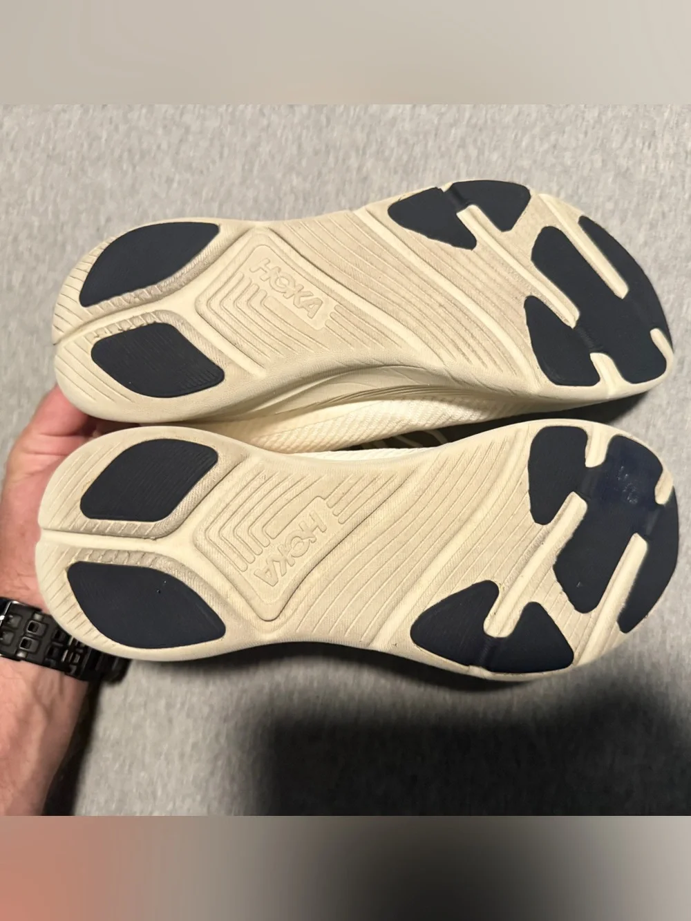Hoka Men’s White Sneakers 9.5D